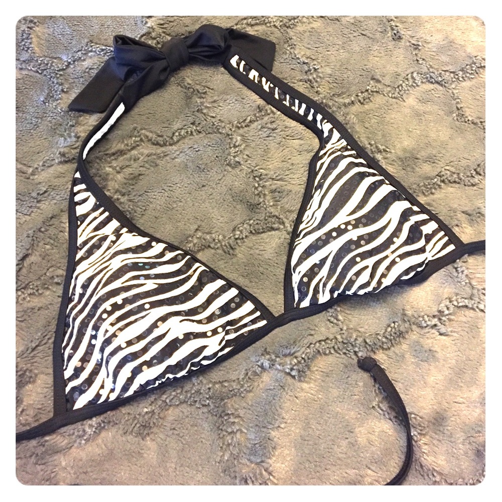 ❤Clearance❤ GUESS fun shimmering bikini top