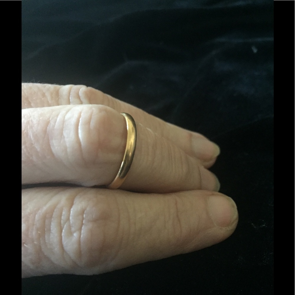 SOLD Vintage Solid 18k Rose Gold Band Ring 3g