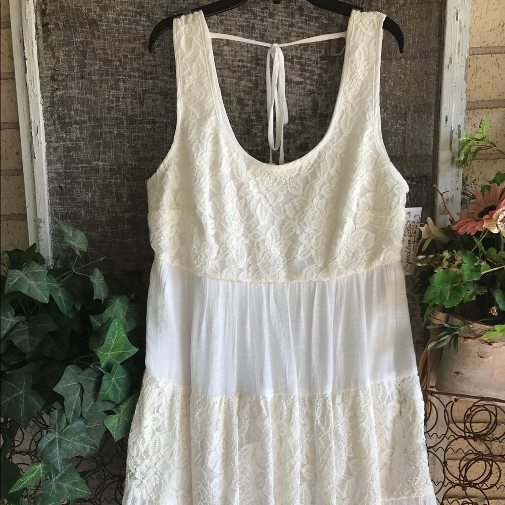Dress Ivory sleeveless