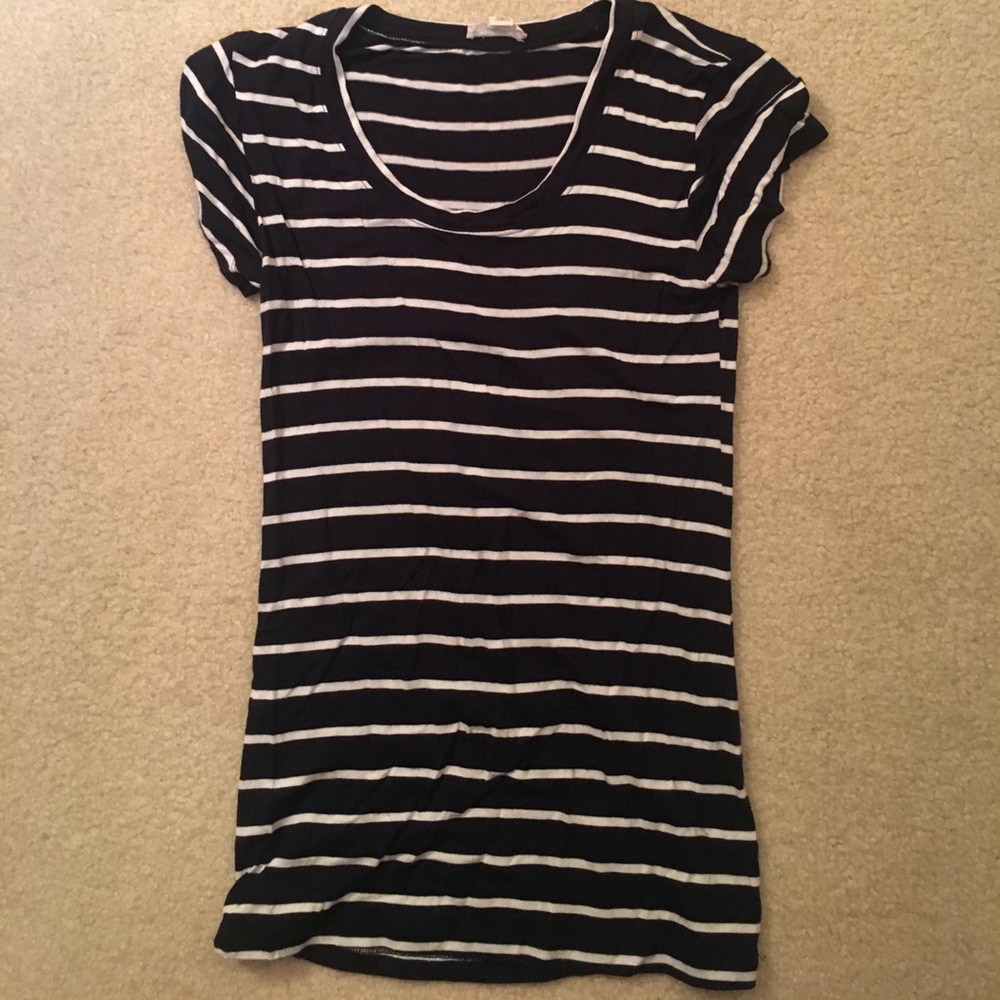 Blue and white striped t shirt