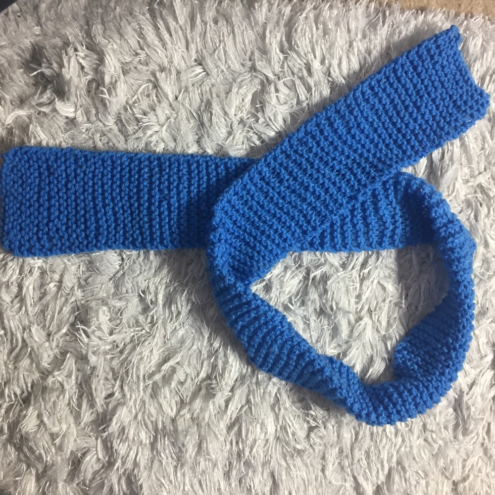 Blue Scarf!