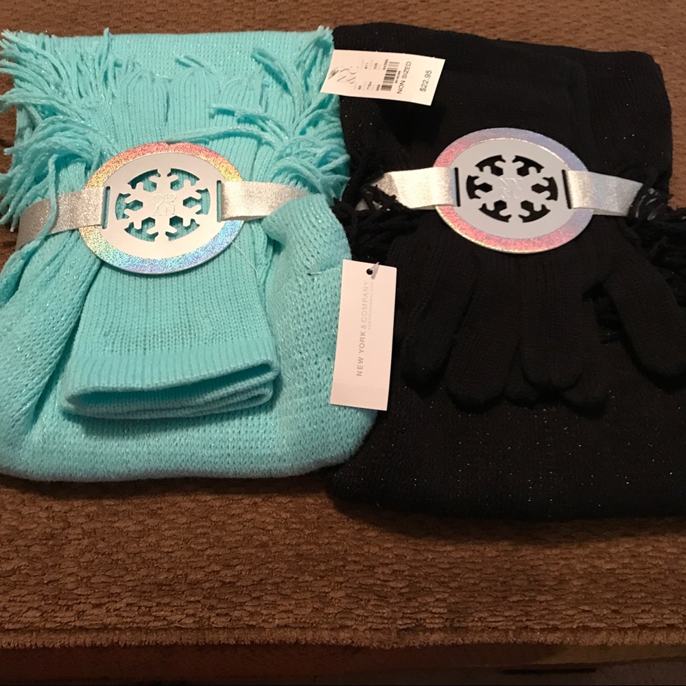 2 Winter Scarves Set With 2 Gloves - NWT