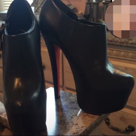 Heels - Picture 1 of 1