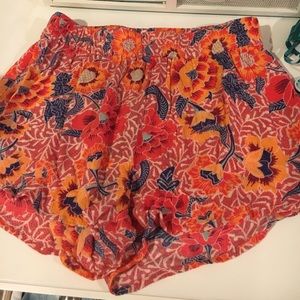 Billabong flowy shorts