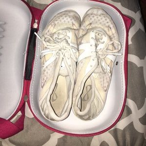 I quit cheer and I need to get rid of these shoes