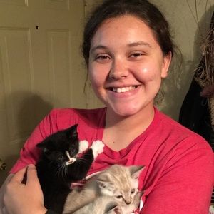 Meet your Posher, Brandi