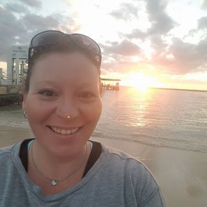 Meet your Posher, Jenn