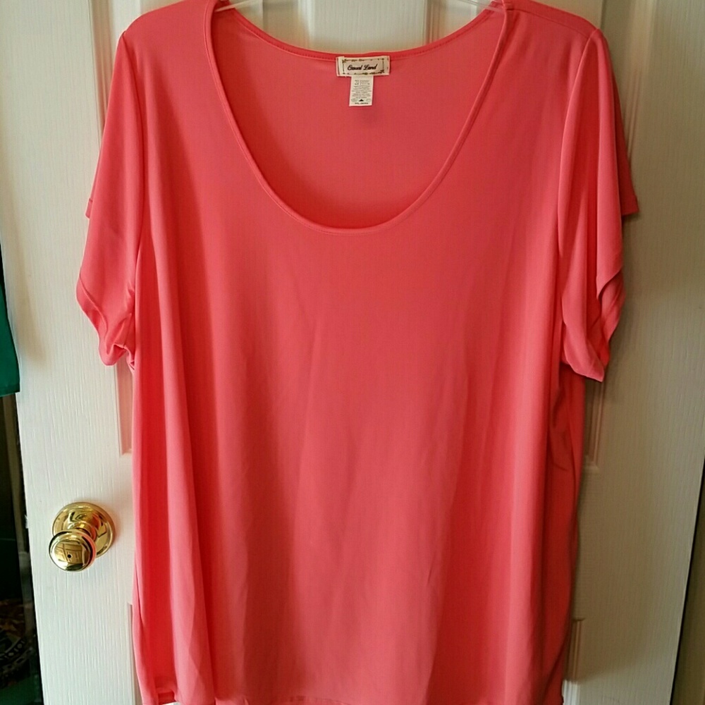 NWOT CASUAL LAND CORAL S/S BLOUSE SZ 3X