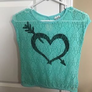 Short sleeved t shirt