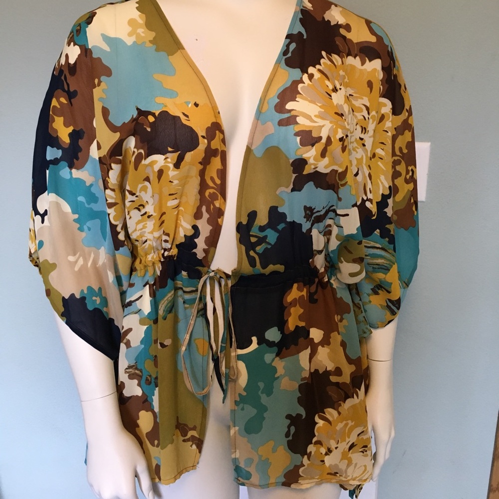 Floral komono style top
