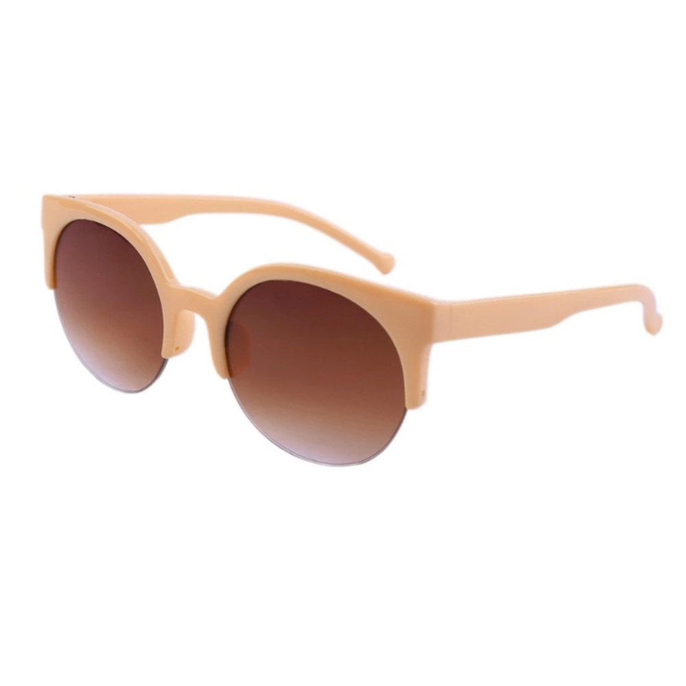 Soft nude peach sunnies