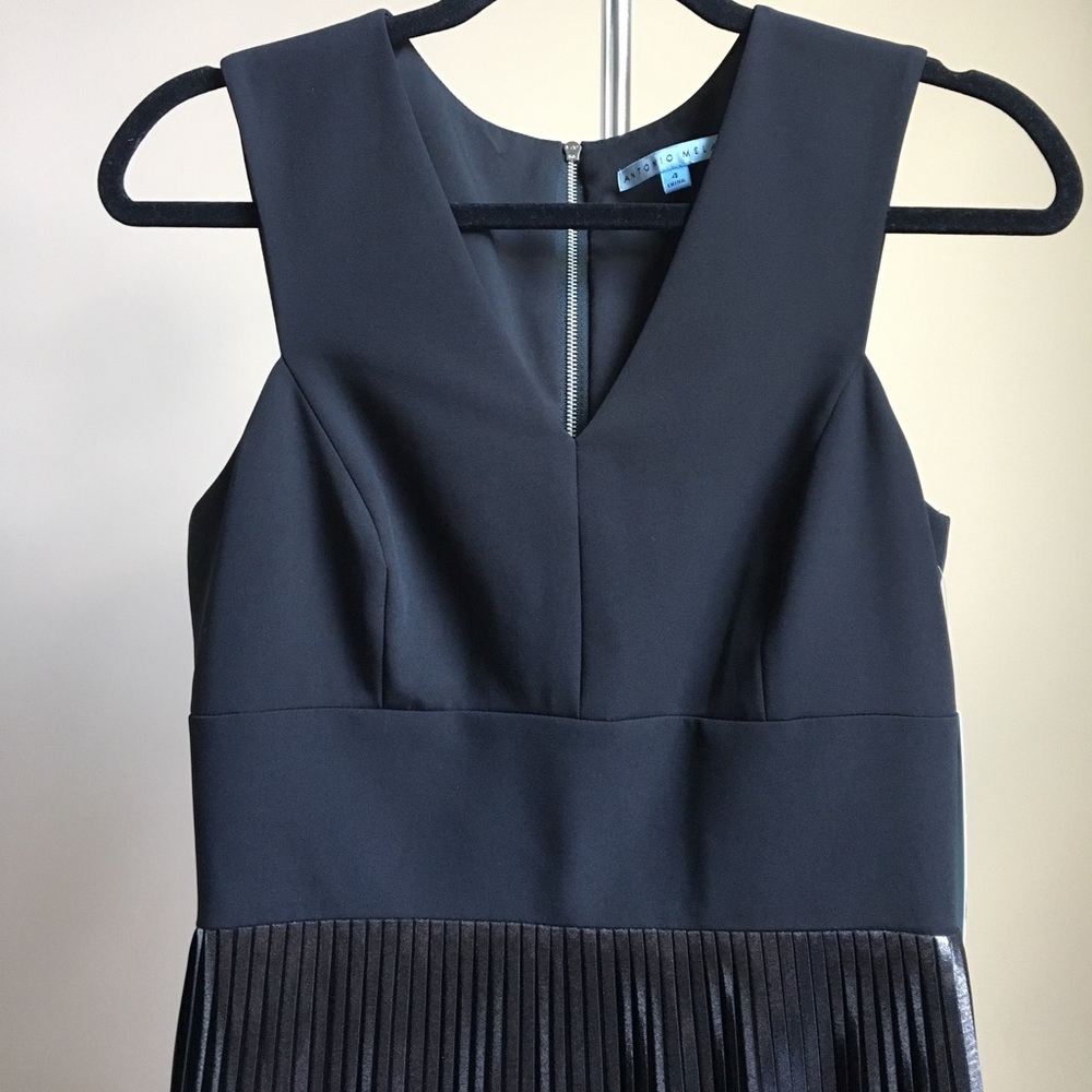 ✨Buy 3 Get 1 FREE ✨LAST✨Antonio Melani Dress - Picture 5 of 8