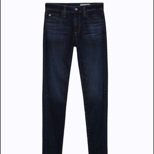 AG The Farrah Skinny Crop