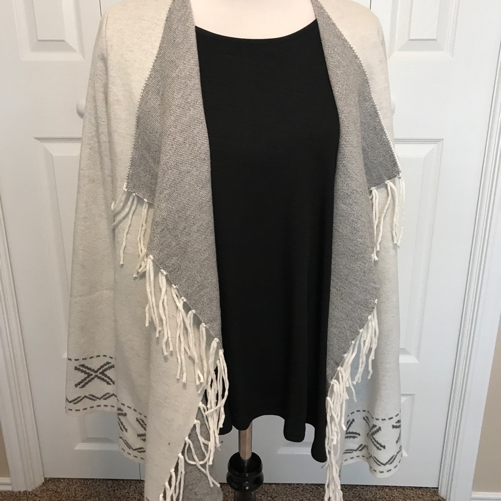 BRAND NEW. Cardigan sweater. 💕