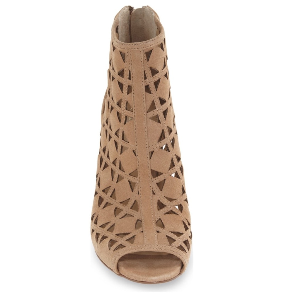 Michael Kors Ivy Style Booties / Heels - Picture 3 of 7