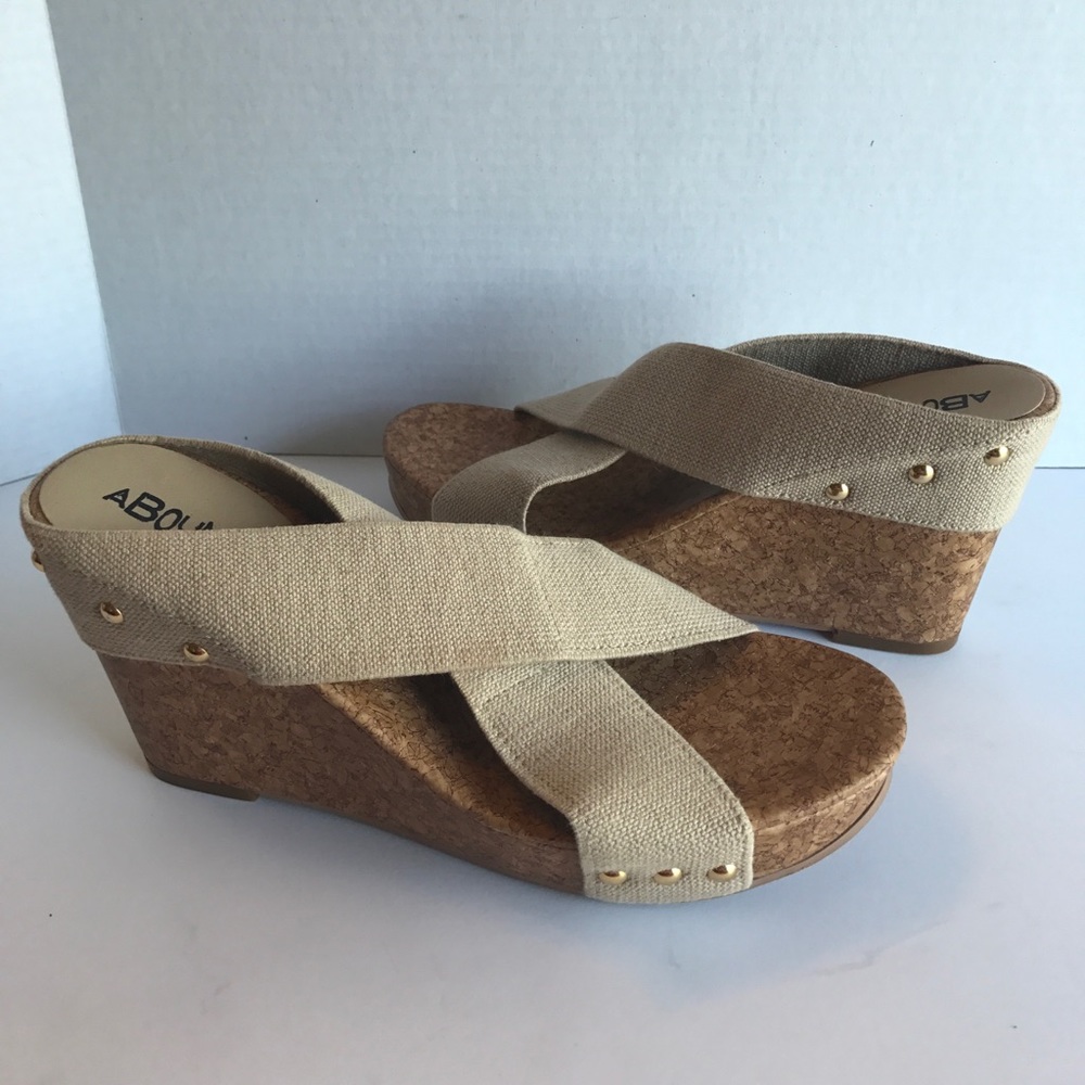 NEW! ABOUND Studded Heeled Wedge Cork
