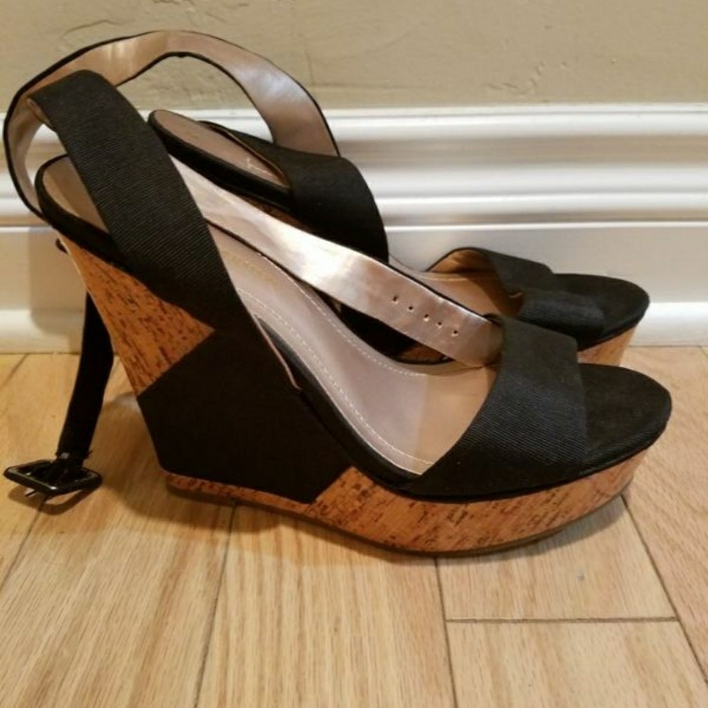 BCBG Wedges
