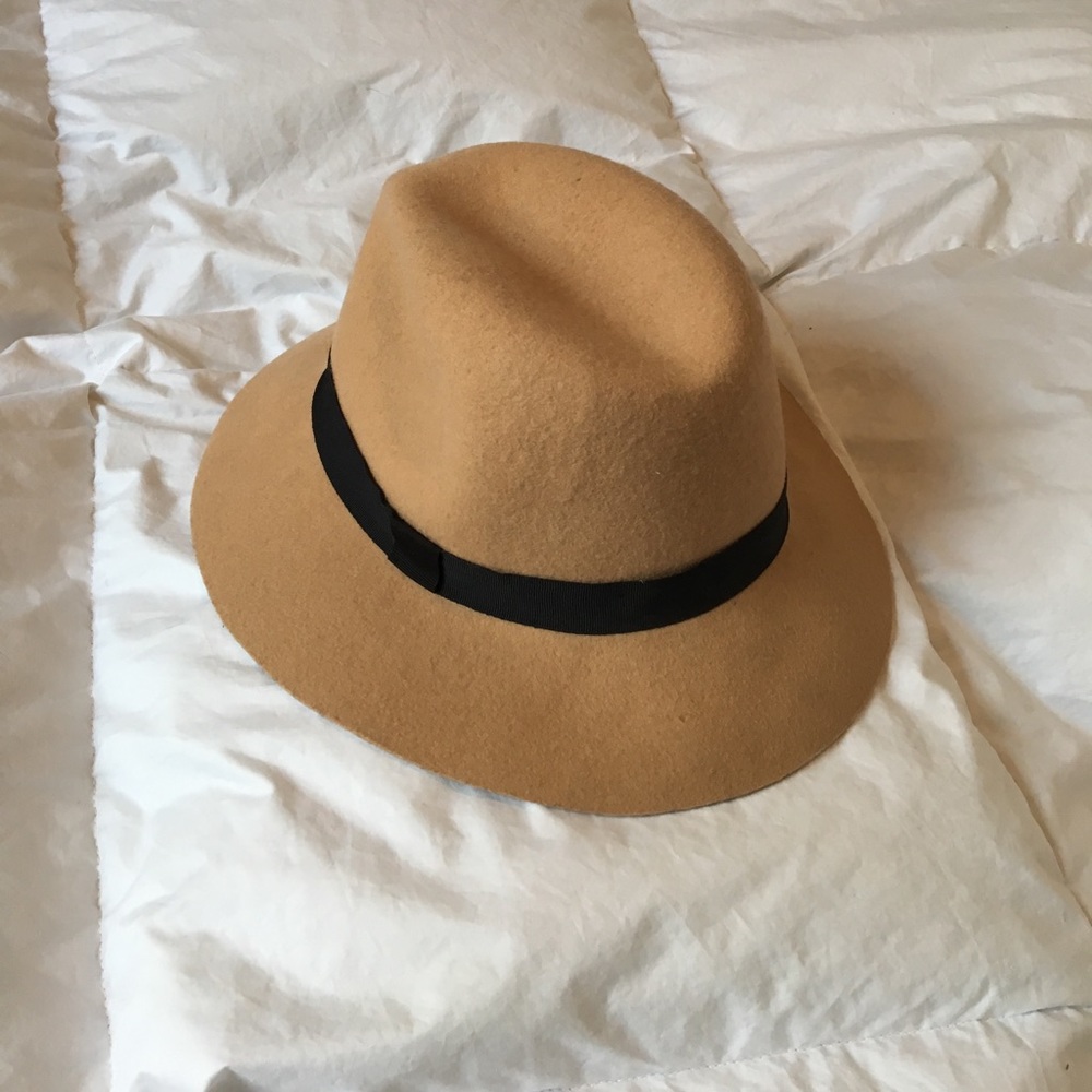 VINTAGE FALL HAT