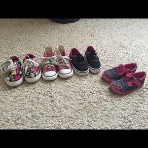 Lot of size 6 and  7 toddler shoes