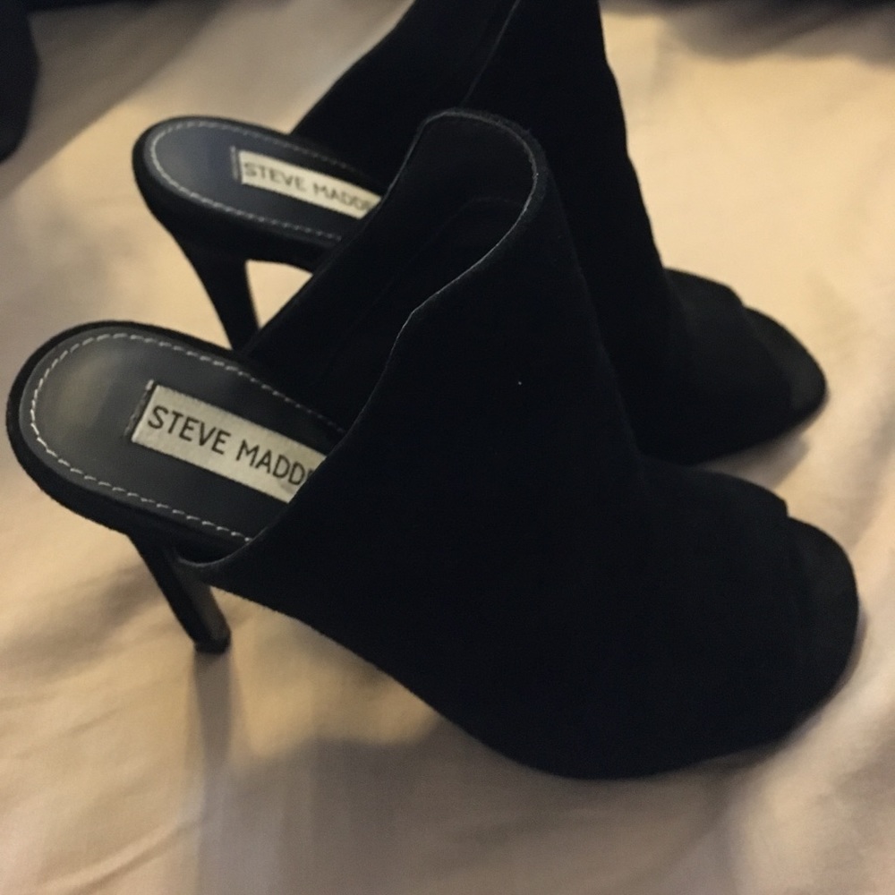 Steve Madden black heels