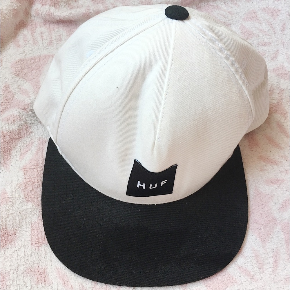 HUF HEADWEAR❤️