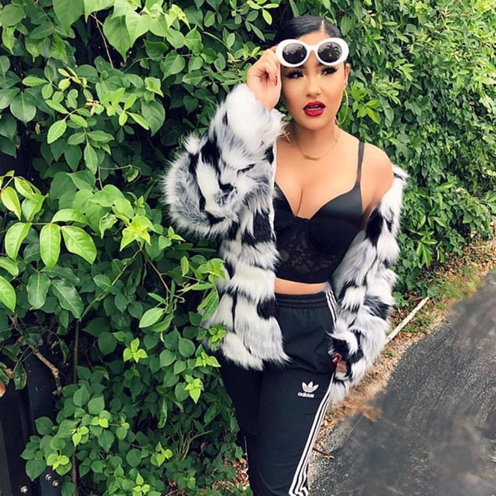 📸"Retro Babe" Oval Aviators Sunglasses