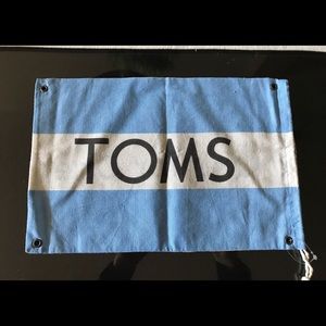 Toms dust bag