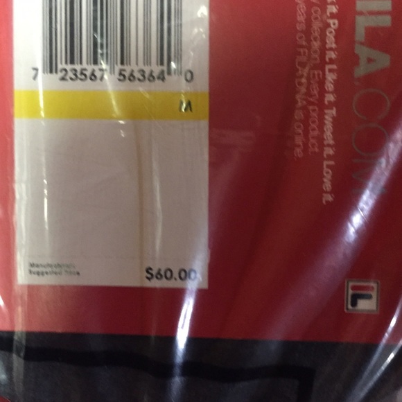 FILA Women's Getaway Jacket size available M, L - Picture 4 of 4