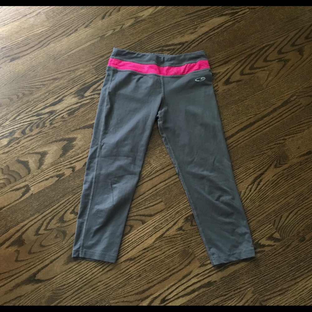 Girl's Champion Capri Leggings