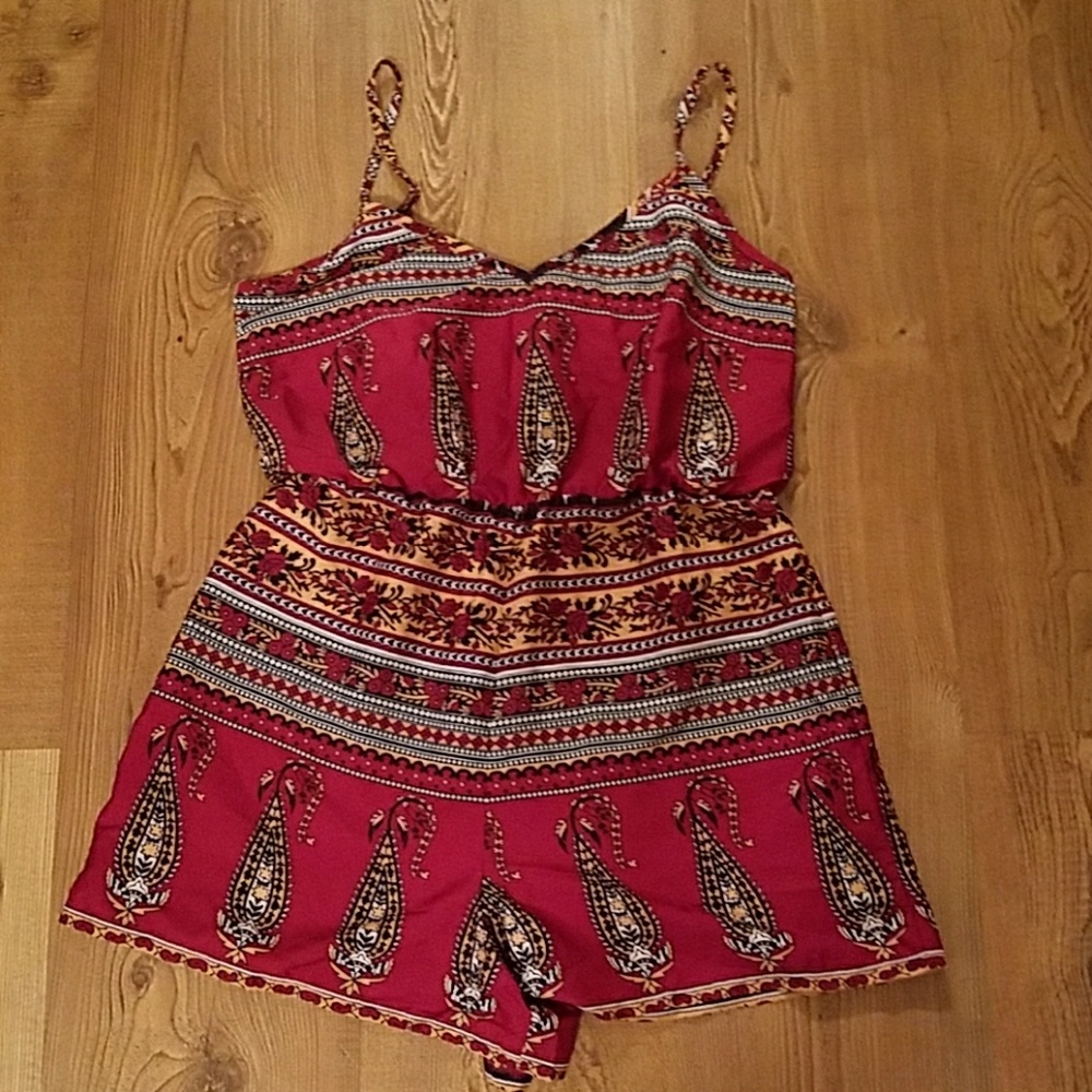 BOOHOO romper