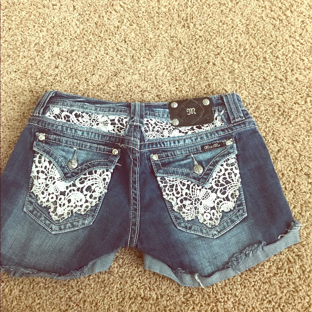 Miss Me Shorts 31