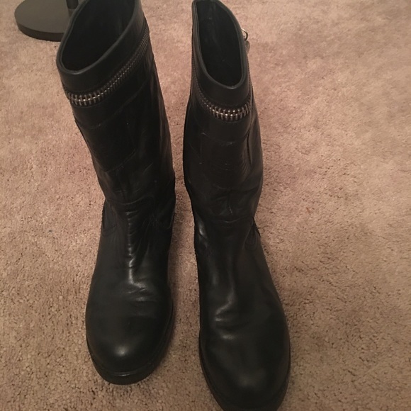Coach Boots Black Leather Zipper Trim - Picture 2 of 4