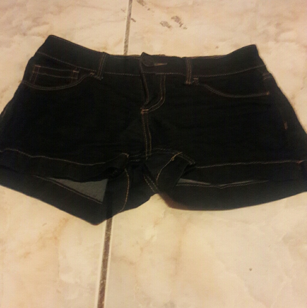 Junior black shorts