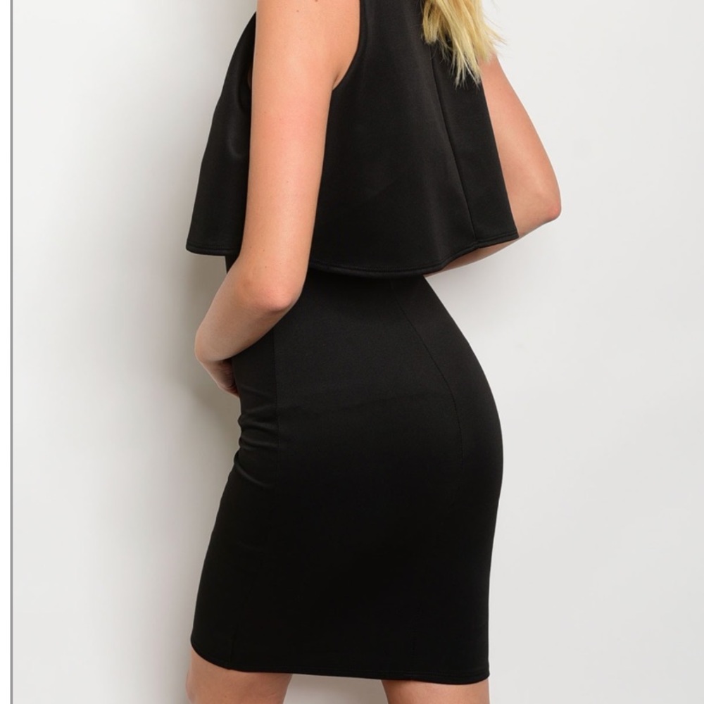 Black Dress - Picture 2 of 3