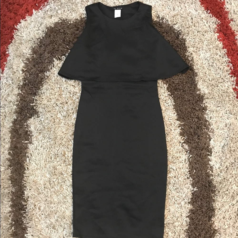Black Dress - Picture 3 of 3
