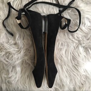 Vince Camuto Shoes - Vince Camuto Black Suede 'Bevian' Flats Vince Camuto Shoes - Vince Camuto Black Suede 'Bevian' Flats
