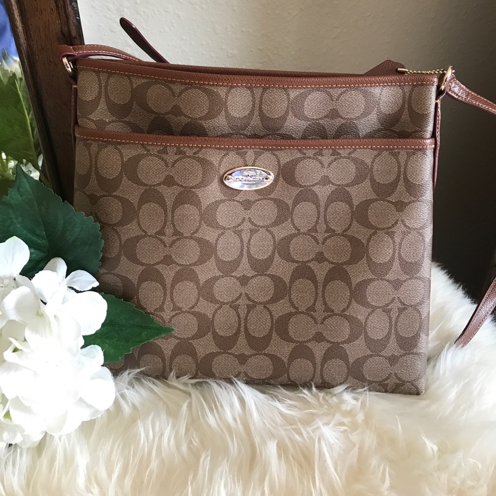 Coach Crossbody💕