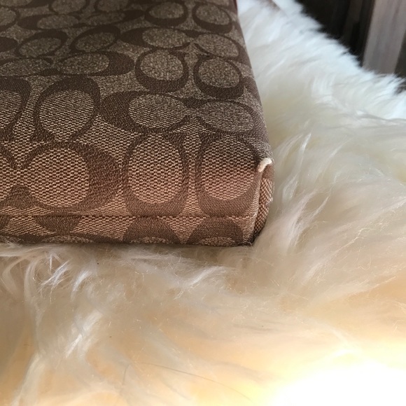 Coach Crossbody💕 - Picture 3 of 3