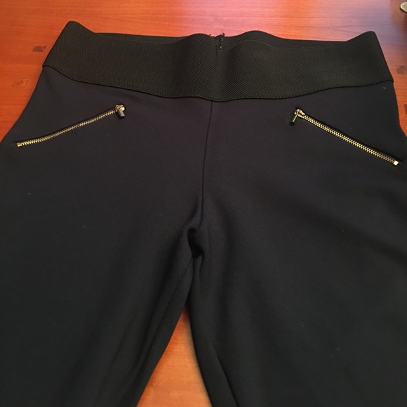 Zara Pants - Picture 2 of 6