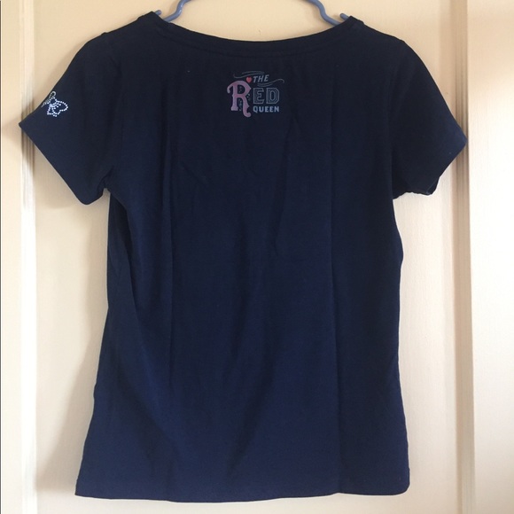 Red Queen of Hearts T-shirt Collectible - Picture 3 of 5