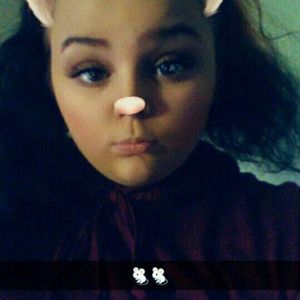 Meet your Posher, Zaia