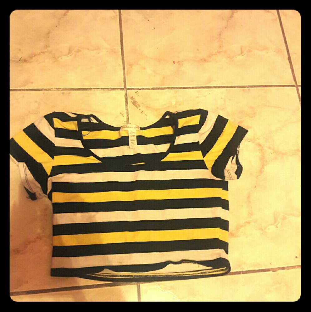 Bumblebee stried crop top