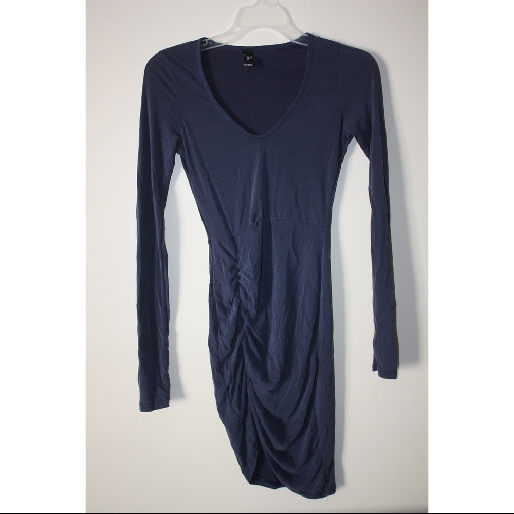 Tight navy dress