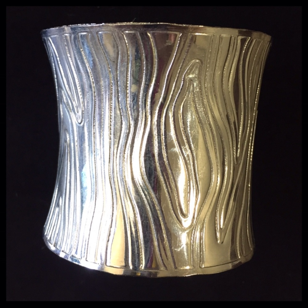 ❌NO LONGER AVL❌ FREE w/$10 purchase.