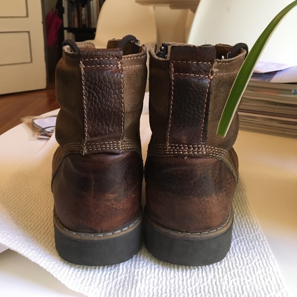 Boots - Picture 4 of 4