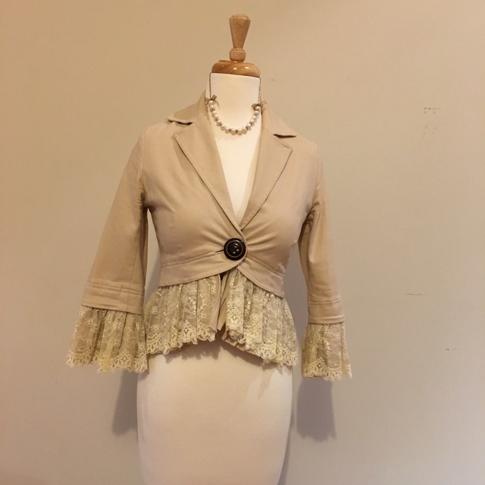 Robert Rodriguez short jacket
