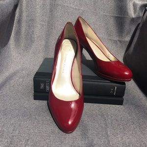 {Etienne Aigner} Red Pumps