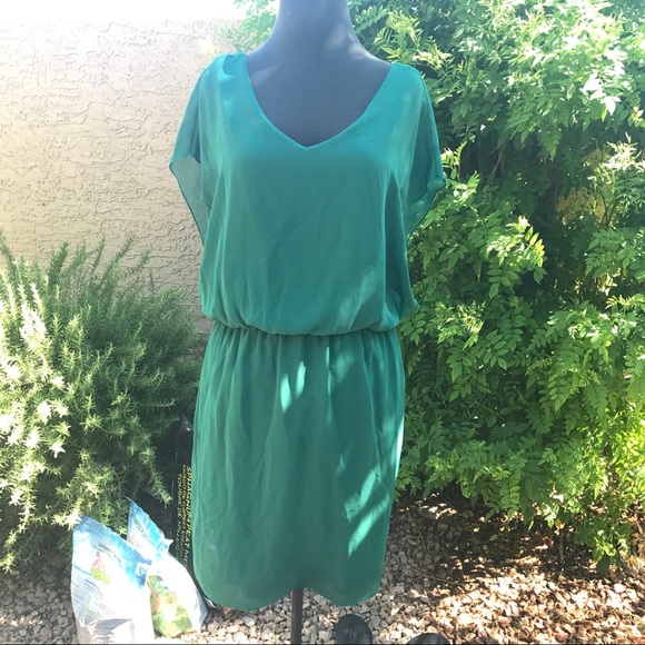 Nordstrom Dresses & Skirts - Emerald Green Dress