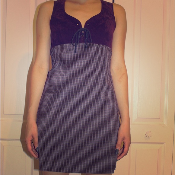 Plum colored Velvet dress - Picture 1 of 4