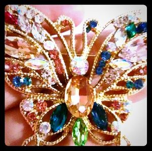 Gorgeous rhinestone butterfly brooch
